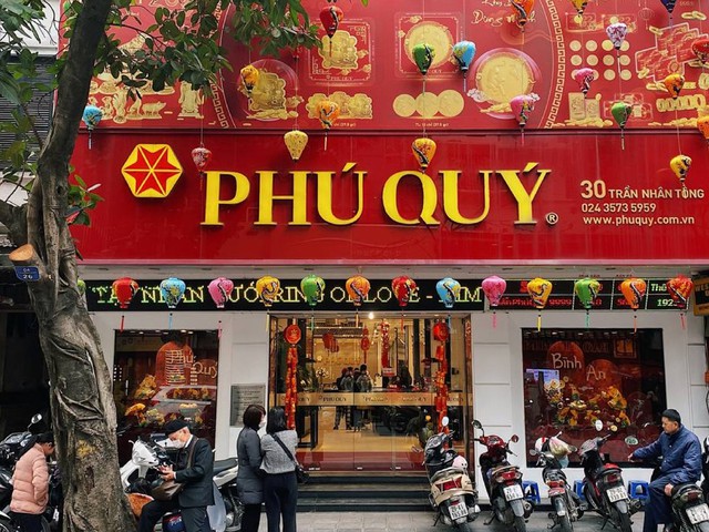 Một doanh nghiệp vàng bạc lớn không nhận thanh toán qua ví điện tử - Ảnh 1.