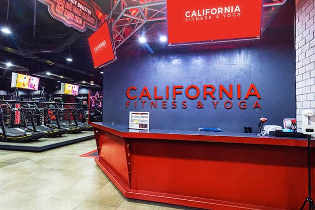 Nóng: California tạm ngừng nhiều phòng tập sau khi CEO chắp tay xin lỗi khách hàng - Ảnh 1.
