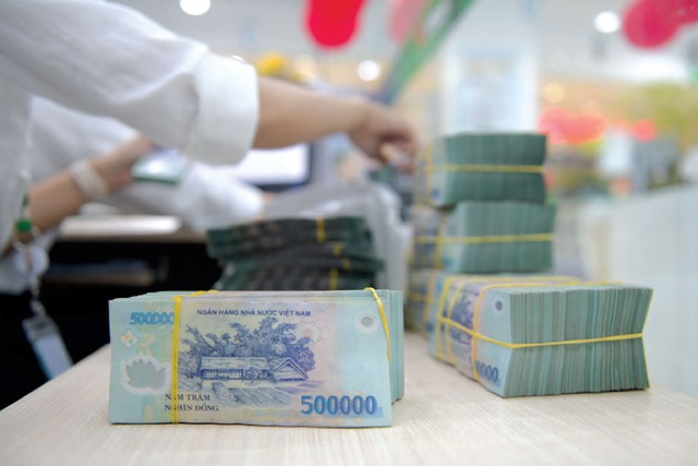 Lãi suất thả nổi lên 14-16%/năm: Chuyên gia chỉ rõ thời điểm cần tính chuyện bán tài sản - Ảnh 2.