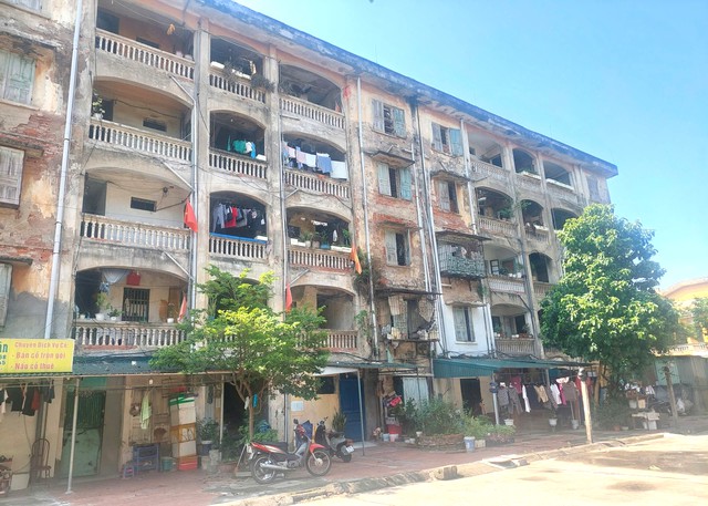 GS Đặng Hùng Võ: Chung cư hết niên hạn nhưng vẫn an toàn, nên cho dân tiếp tục ở - Ảnh 2.