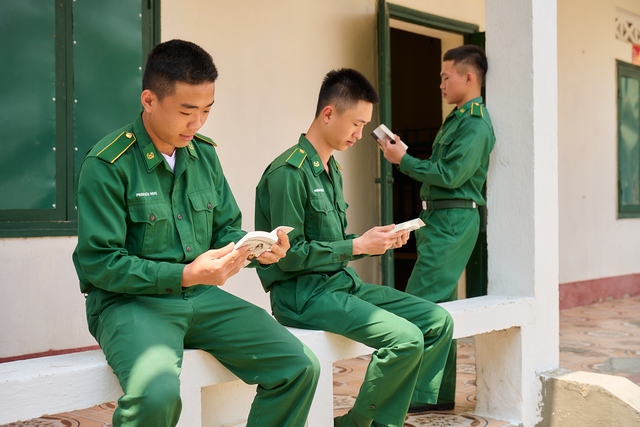Hành trình Từ Trái Tim: Vượt “12 tầng dốc” Sì Lở Lầu, hun đúc ý chí và khát vọng nơi biên giới - Ảnh 6.
