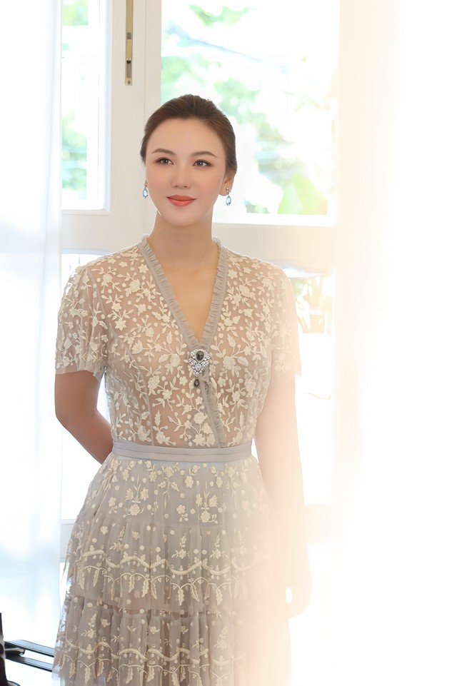  Céline Nhã Nguyễn: Nữ giám đốc xinh đẹp sợ độ cao nhưng chinh phục đỉnh Everest, - Ảnh 3.