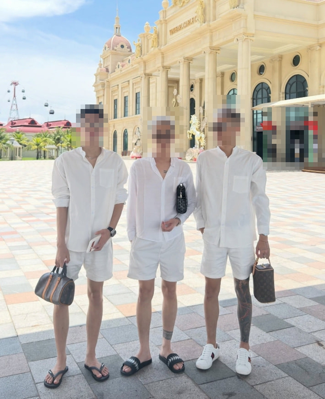 Giải phẫu gu thẩm mỹ 
