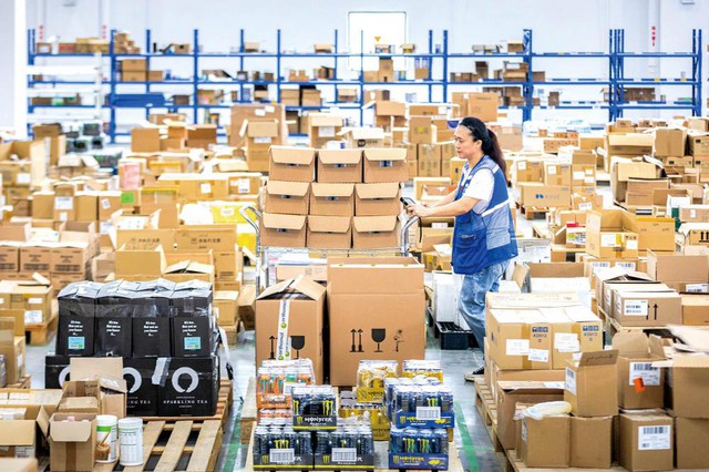 Thực trạng siêu hội sale 618 Trung Quốc: Người tiêu dùng vui , tiểu thương khốn khổ - Ảnh 3. Thực trạng siêu hội sale 618 Trung Quốc: Người tiêu dùng vui , tiểu thương khốn khổ - Ảnh 3.