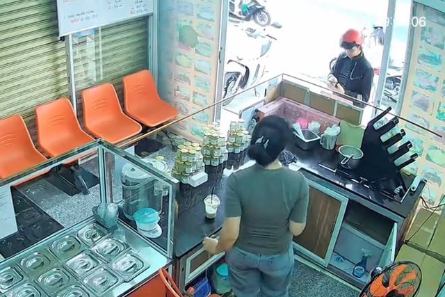 Ai đúng - Ai sai? - Chuyển khoản nhầm tiền ăn, khách xin được chuyển lại tiền thừa, chủ quán bảo "đợi 2 ngày mới xử lý được" - Ảnh 1.