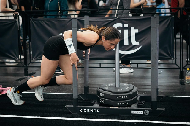 Không phải marathon, không phải CrossFit, đây mới là môn thể thao khiến CEO, idol và giới tinh hoa đô thị săn bằng được một chỗ đứng - Ảnh 7.