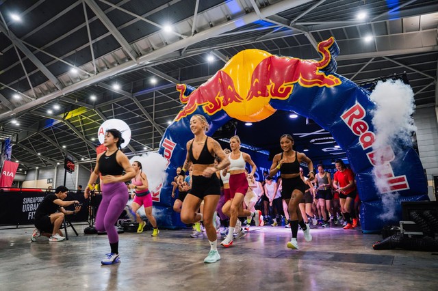 HYROX 'race-cation': Trend du lịch kết hợp thi đấu thể chất đang khiến giới fitness châu Á mê mẩn - Ảnh 1.