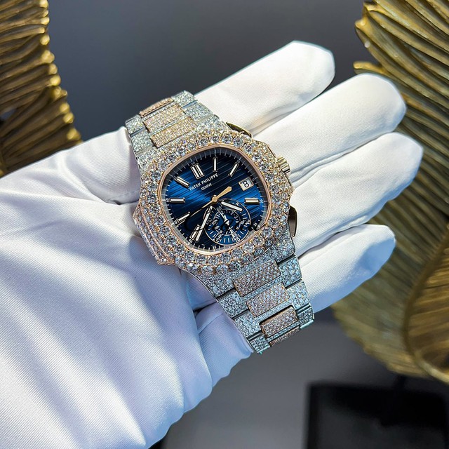 Chiếc đồng hồ trên tay chú rể đắt hơn cả căn nhà: Patek Philippe sapphire xanh đính kim cương toàn thân của Hà Du Quân trong đám cưới thế kỷ - Ảnh 6.