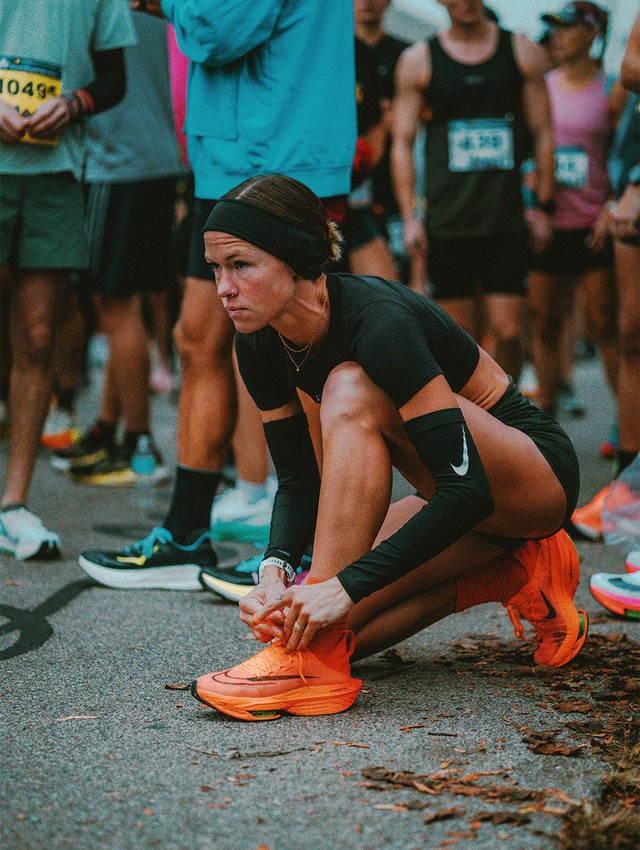 Từ chân chạy marathon mình hạc xương mai đến nữ vương HYROX thế giới: Lời giải cho bài toán phong độ đỉnh cao cho phụ nữ ngoài 30 - Ảnh 4.