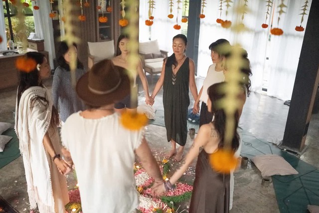 Khủng hoảng việc làm và áp lực đè nặng: Giới trẻ Trung Quốc thà chi nghìn đô mua "phong thủy hàng hiệu" chứ không tin vào nỗ lực - Ảnh 5.
