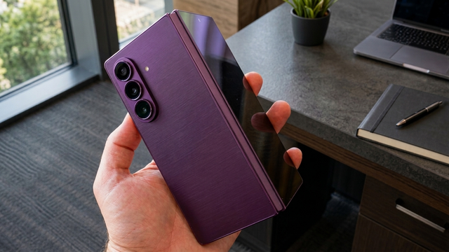 Bỏ hơn 50 triệu mua Galaxy Z Fold 8 Ultra: Doanh nhân đang đầu tư vào thứ tài sản quý hơn tiền - Ảnh 3.