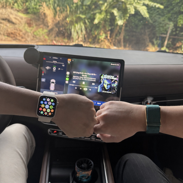 WHOOP không có màn hình vẫn khiến Apple Watch phải dè chừng: Hai triết lý kinh doanh đối lập đang định hình tương lai thiết bị đeo - Ảnh 1.
