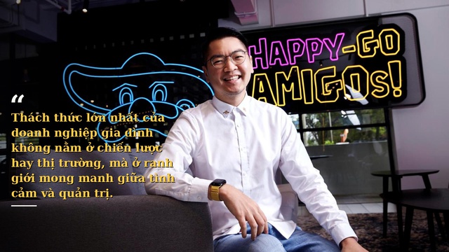 Kế nghiệp đế chế 10.000 tỷ đồng, CEO đế chế đồ ăn vặt Malaysia kể lại quyết định đau đớn nhất khi điều chuyển người thân trong công ty - Ảnh 1.