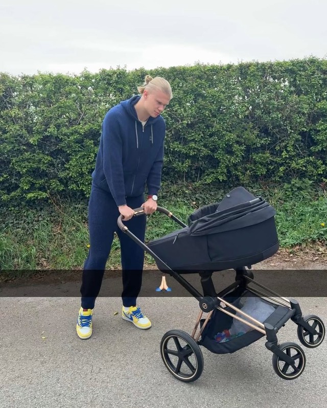 Yêu đương kiểu Erling Haaland: Tình sử nhạt nhất làng bóng đá, phong độ đáng sợ nhất World Cup! - Ảnh 4.