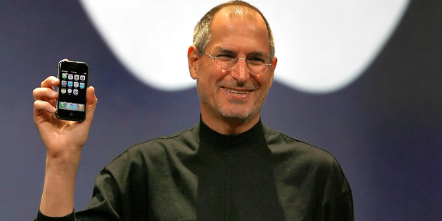 Steve Jobs gửi email cho-chính-mình trước khi qua đời, thú nhận chẳng điều gì trong sự nghiệp do ông 1 mình làm ra: Vì sao các sếp đều nên đọc? - Ảnh 1.
