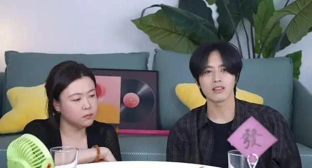 Chuyên mời celeb 