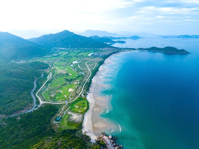 Dàn hoa hậu quốc tế Miss World 2026 khám phá “viên ngọc” thiên nhiên Bình Tiên - Ảnh 4.