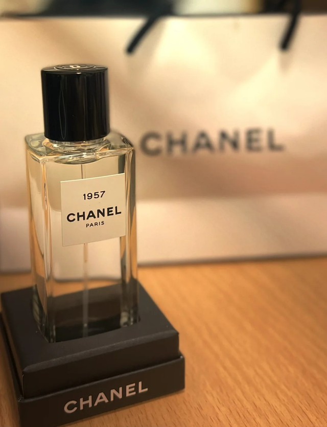 Cõi mạng rần rần truy lùng chai "nước hoa chiêu tài" mang tên 1957: Chanel không tốn một đồng quảng cáo, doanh số vẫn tăng 8% - Ảnh 1.
