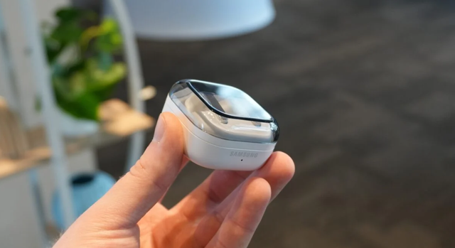 Samsung chuẩn bị bước vào cuộc đua tai nghe open-ear: Quân bài mới để thách thức Shokz và Beats - Ảnh 1.