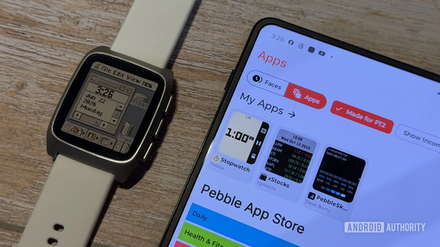 Cuộc lội ngược dòng của huyền thoại một thời: Pebble chọn đi lối riêng đầy bất ngờ giữa lúc thị trường smartwatch gồng mình nhồi nhét công nghệ lên cổ tay - Ảnh 1.
