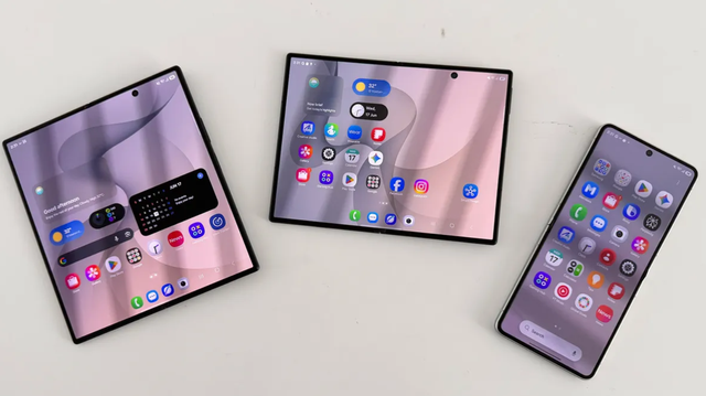 Samsung Galaxy Z Fold 8 Ultra: Trải nghiệm thực tế vượt trội năm 2026 - Ảnh 1. Samsung Galaxy Z Fold 8 Ultra: Trải nghiệm thực tế vượt trội năm 2026 - Ảnh 1.