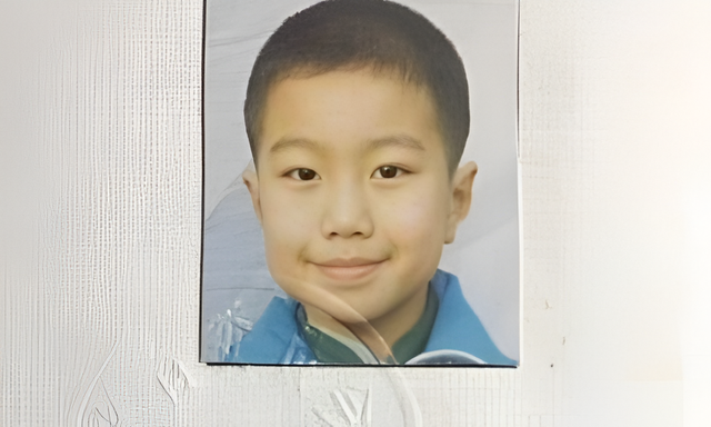 Vương Tư Hàm và Cú trượt dài buộc thôi học sau ánh hào quang thần đồng 14 tuổi - Ảnh 1.
