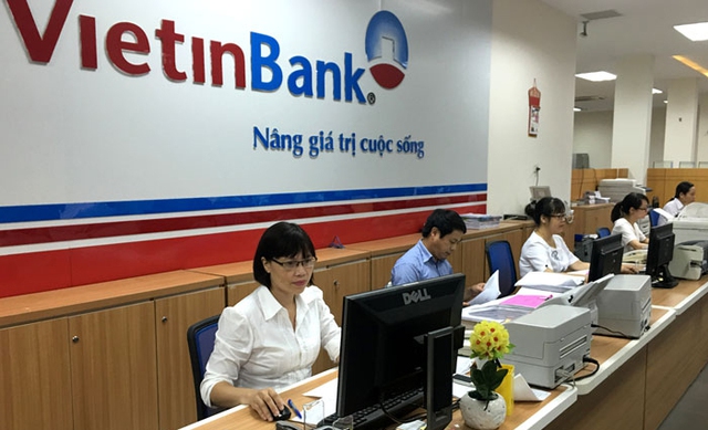 
VietinBank - ngân hàng thuộc nhóm 4 ngân hàng quy mô nhất Việt Nam, cũng phải chi ra khoản tiền không nhỏ và tiêu tốn vài năm để thay đổi hoàn toàn hệ thống lõi của mình
