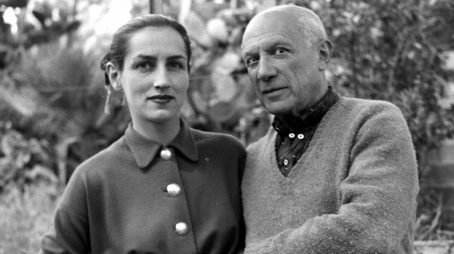 Picasso có rất nhiều người phụ nữ bên đời mình nhưng chẳng ai ông gắn bó quá lâu, toàn bộ thời gian của ông được dành cho việc vẽ tranh.
