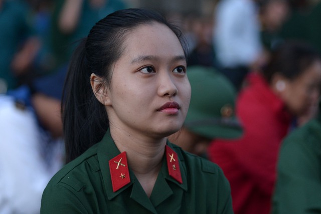 Hình ảnh Bí thư Đinh La Thăng tiễn tân binh lên đường nhập ngũ tại Tp.HCM - Ảnh 2.
