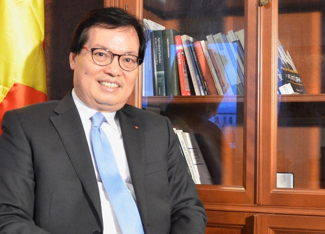 Đại sứ - Trưởng Phái đoàn Việt Nam tại Geneva (Thụy Sĩ) Dương Chí Dũng. Ảnh: TTXVN