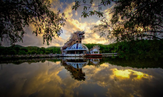 Nét đẹp mê hồn của công viên nước bỏ hoang tại Việt Nam qua báo Mỹ - Ảnh 7.