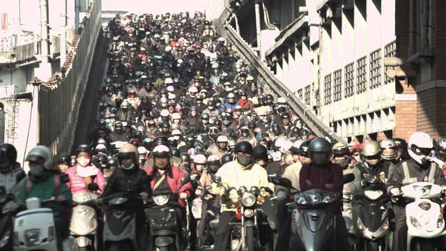 Vì sao Đài Loan đông xe máy nhất thế giới nhưng vẫn không tắc đường? - Ảnh 3.