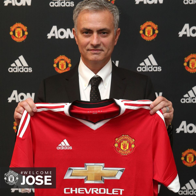 Người đặc biệt Mourinho và những bài học giá trị: Không ngại bước ra khỏi vùng an toàn, dám thách thức đối thủ lớn - Ảnh 1.