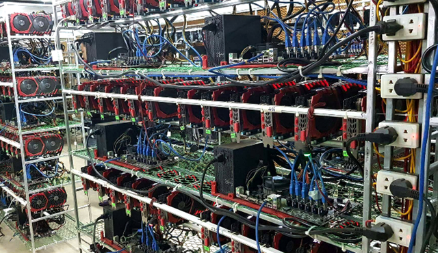 Đổ xô nhập máy đào tiền ảo Bitcoin từ Trung Quốc - Ảnh 1.