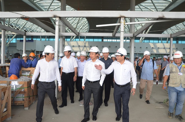 Ông Nguyễn Xuân Anh thăm công trình nhà ga quốc tế sân bay Đà Nẵng