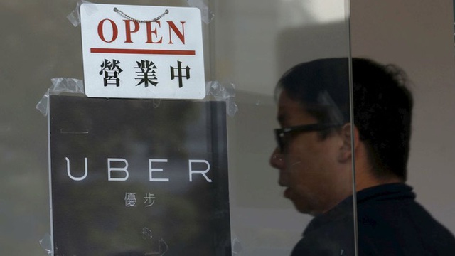 Uber tăng giá 80% ở Hồng Kông, đi taxi rõ ràng rẻ hơn - Ảnh 1.