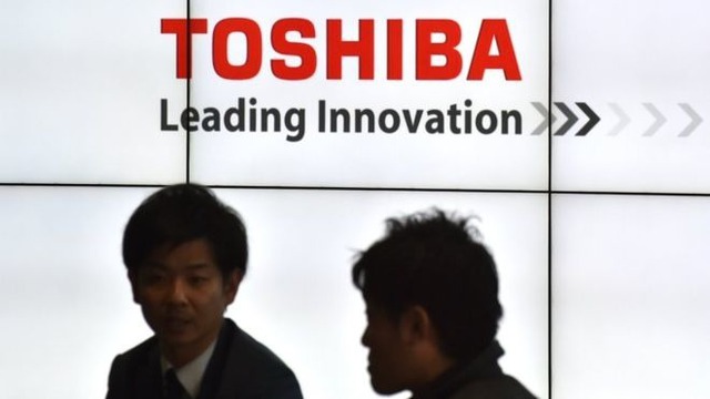 Toshiba bán mảng sản xuất chip cho Western Digital với giá 18,3 tỷ USD - Ảnh 1.