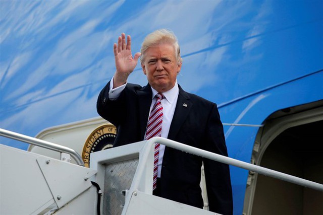 Cập nhật: Tổng thống Mỹ Donald Trump tới Hà Nội, an ninh thắt chặt tại các tuyến đường trung tâm - Ảnh 1.