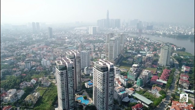  Toàn cảnh khu nhà giàu Thảo Điền nhìn từ trên cao: Đô thị hóa ồ ạt, nguy cơ ngập không phải là chuyện lạ  - Ảnh 1.