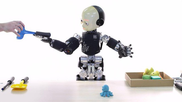 Con robot trẻ em này là thành quả nghiên cứu hơn một thập kỷ của các nhà khoa học trên thế giới đấy! - Ảnh 2.