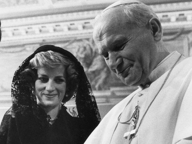 Nhìn lại cuộc đời cố công nương Diana: Những năm tháng không thể quên của một đóa hồng nước Anh - Ảnh 20.
