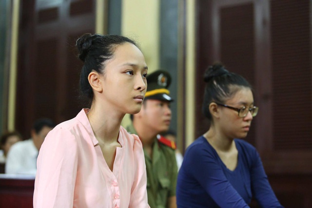 
Trương Hồ Phương Nga tại tòa
