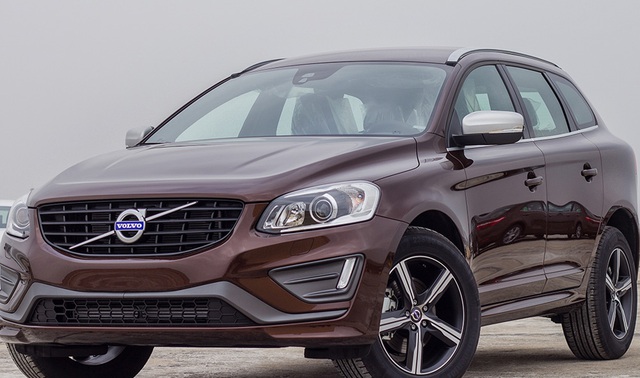 
Mẫu ô tô đến từ Thụy Điển Volvo XC60 được ưu đãi cả trăm triệu đồng.
