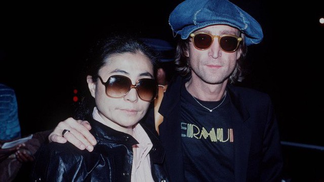 John Lennon và Yoko Ono.