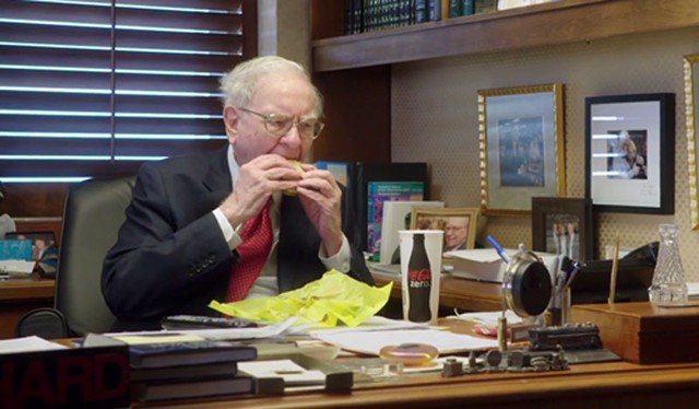 Tỷ phú Warren Buffett không bao giờ chi quá 3,17 USD cho bữa sáng