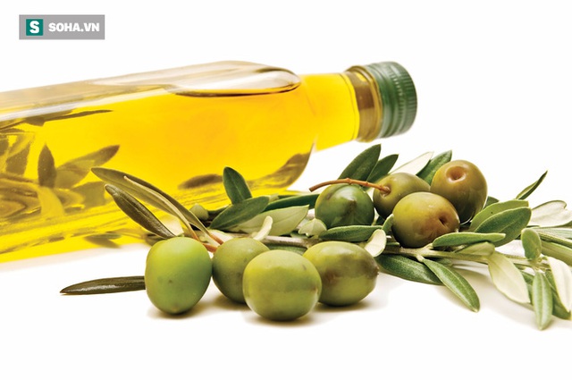 Dầu olive giúp làm giảm nồng độ HDL và giảm nguy cơ tiến triển các bệnh lý tim mạch