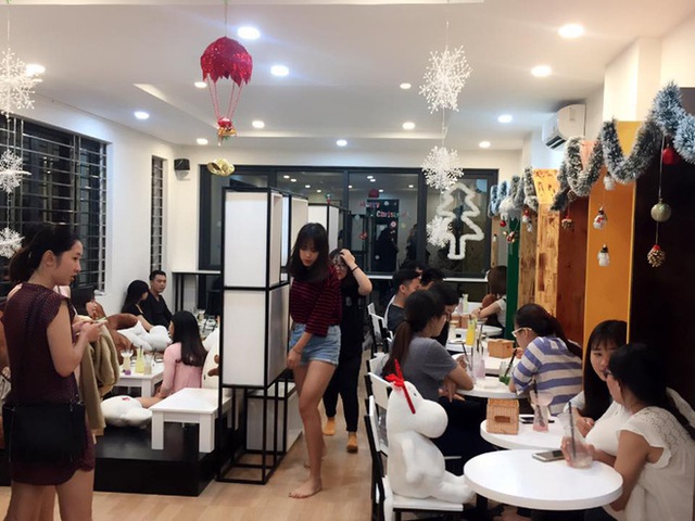 Cafe F.A trở thành địa điểm quen thuộc của nhiều bạn trẻ Hà thành.