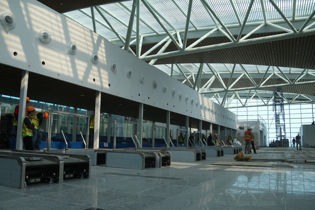 Cận cảnh nhà ga hành khách quốc tế hơn 3.500 tỷ đồng sắp hoàn thành ở Đà Nẵng - Ảnh 5.