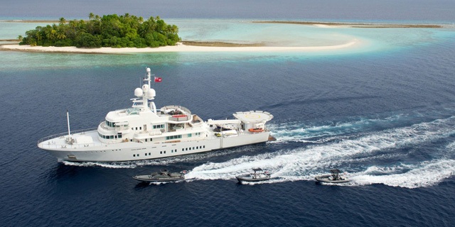 Chiếc du thuyền vị tỷ phú sắm vào năm 2011 có giá 45 triệu USD.