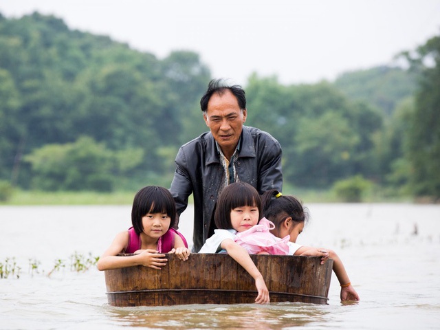 Hành trình “tìm chữ” trên những cung đường tử thần của trẻ em trên khắp thế giới - Ảnh 6.